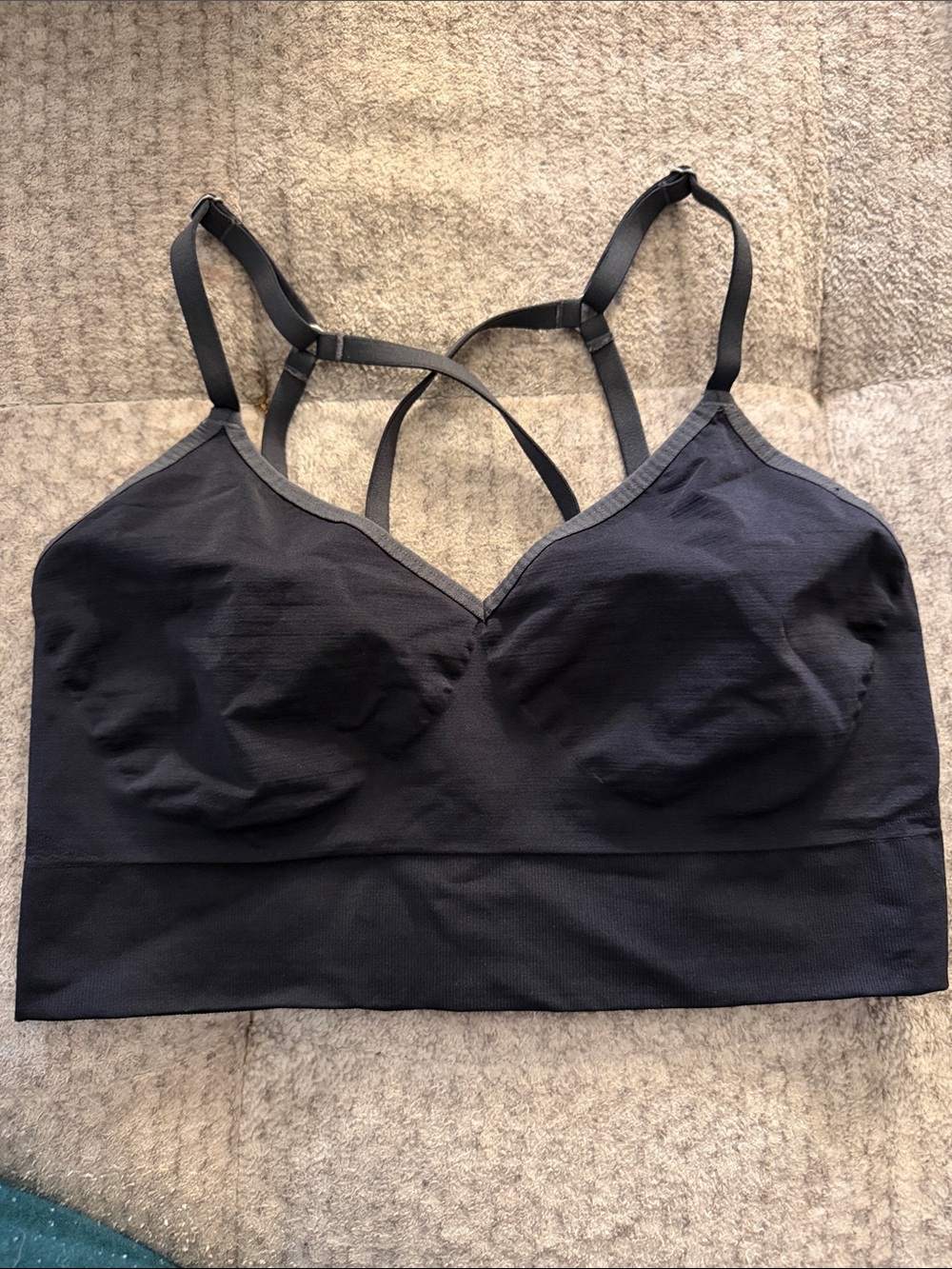 Nike Black Strappy V-Neck Sports Bra with Crisscross Back